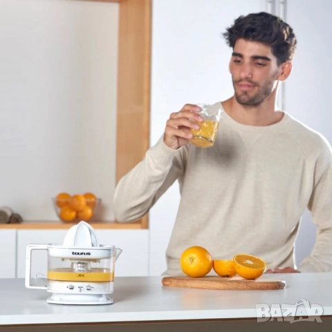 Компактна сокоизтисквачка Taurus TC-350, 25W, с двупосочно въртене и кана, снимка 3 - Сокоизстисквачки и цитрус преси - 51921467