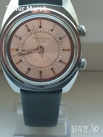 предлагам мъжки колекционерски часовник с аларма механичен 18JEWELS SEKONDA