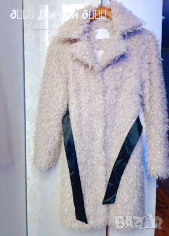 Пухкаво палто с естествен косъм от лама, снимка 3 - Палта, манта - 52053837