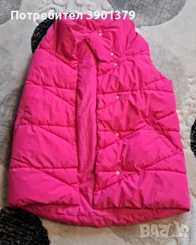 Продавам Дамска Жилетка