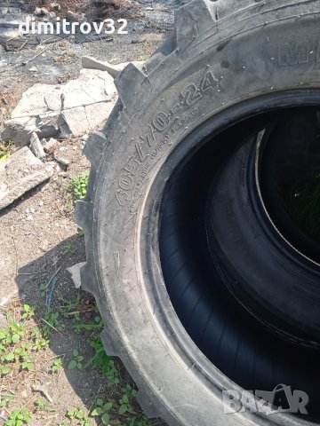 Гуми за челен товарач , снимка 3 - Селскостопанска техника - 40957123