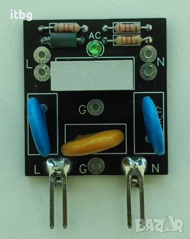 Защита от пренапрежение за 230V AC с филтър за монтаж на автоматичен предпазител