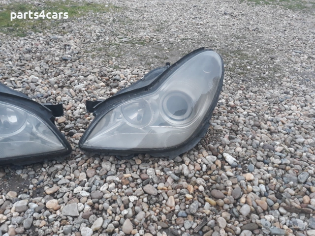 ляв и десен фар за мерцедес ЦЛС В219 MERCEDES CLS W219 обикновенни крушки, снимка 3 - Части - 53689024