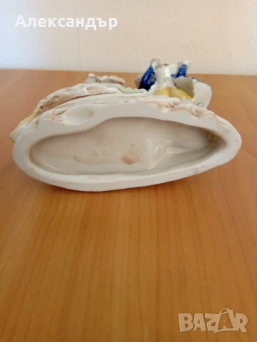 Порцеланова статуетка Маркирана GRAFENTHAL ЗАЯВЕНА, снимка 8 - Статуетки - 50674103