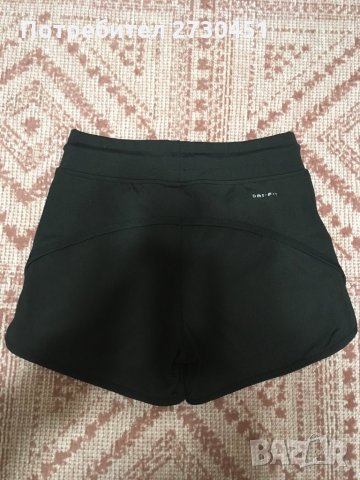 Спортни панталонки NIKE, снимка 2 - Къси панталони и бермуди - 34025504