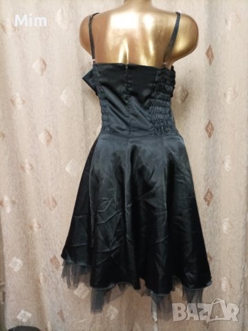  Xanaka L Черна сатенена  рокля , снимка 3 - Рокли - 40174961
