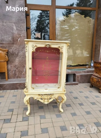 Италианска барокова витрина 015, снимка 2 - Секции и витрини - 50620293