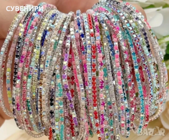 Нежни гривни със синтетичен цирконий , снимка 3 - Гривни - 51918582