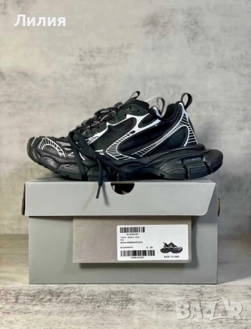 Balenciaga 3XL Черно & Бял