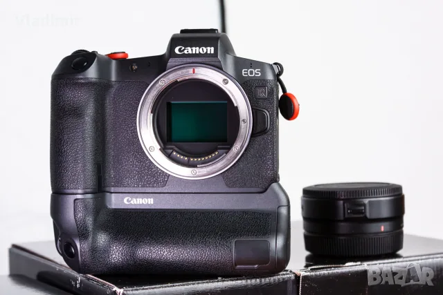 Canon EOS R + оригинален Battery Grip + 3 батерии + RF 50mm f/1.8, снимка 10 - Фотоапарати - 56324140