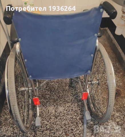 Запазена сгъваема рингова инвалидна количка със сваляеми подлакътници, снимка 5 - Инвалидни колички - 44366856