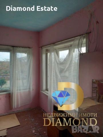 Къща в село Козаревец, обл. Стара Загора, снимка 7 - Къщи - 53257606