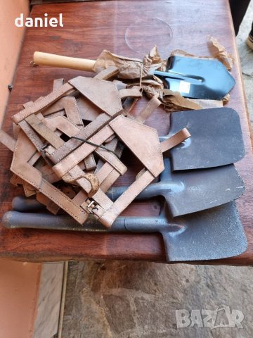 Военни лопатки, снимка 4 - Антикварни и старинни предмети - 34255696