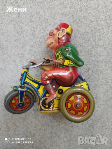 Arnold Monkey 1945 Маймуна Арнолд на мотор тенекиена играчка от около 1945 година, снимка 1
