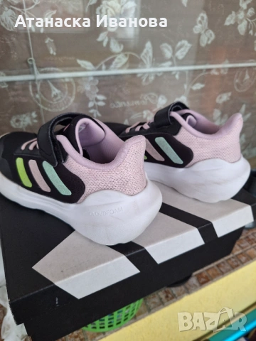 Детски маратонки "Adidas", снимка 2 - Детски маратонки - 53572319