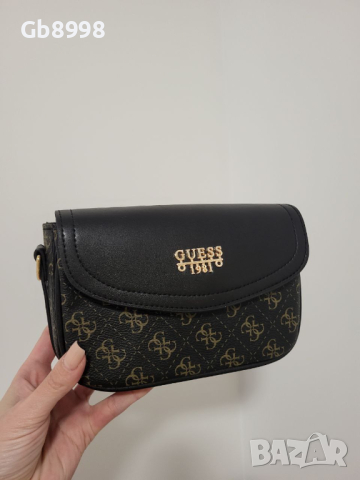 Дамска чанта Guess , снимка 8 - Чанти - 44777559