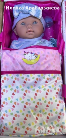 Кукла бебе с пълен комплект – Шише, пижама, легълце и аксесоари - 42 см - НА БЪЛГАРСКИ, снимка 5 - Кукли - 52571139