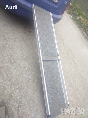 Сгъваема рампа за кучета и други големи домашни любимци ИДЕАЛНО ЗА СТАРИ ДОМАШНИ ДОМАШНИ ИЛИ ПРОБЛЕМ, снимка 14 - За кучета - 53665699