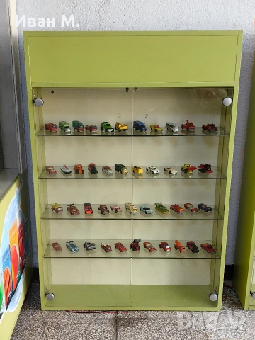 витрини подходящи за колекционерски модели , снимка 2 - Колекции - 53811420