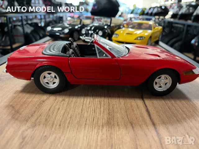 Чисто нова метална колекционерска количка FERRARI DAYTONA CABRIO 1:18, снимка 2 - Колекции - 48382954