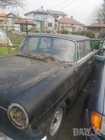 Продавам Мерцедес W110 * 2.0 Бензин , снимка 3 - Автомобили и джипове - 51726133