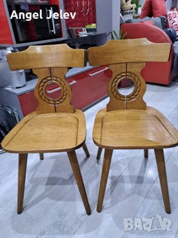 2броя дървени столове