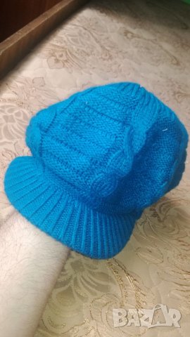 Кожена дамска чанта и зимна шапка, снимка 11 - Чанти - 34582217