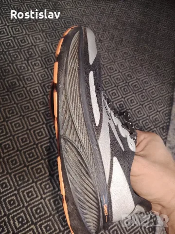 Brooks оригинални маратонки за бягане в перфектно състояние без забележки като. , снимка 5 - Маратонки - 55834357