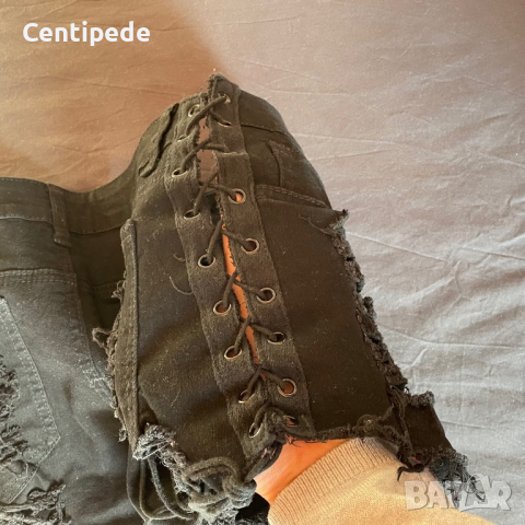 Накъсани деним панталонки с връзки отстрани, снимка 3 - Къси панталони и бермуди - 36356328