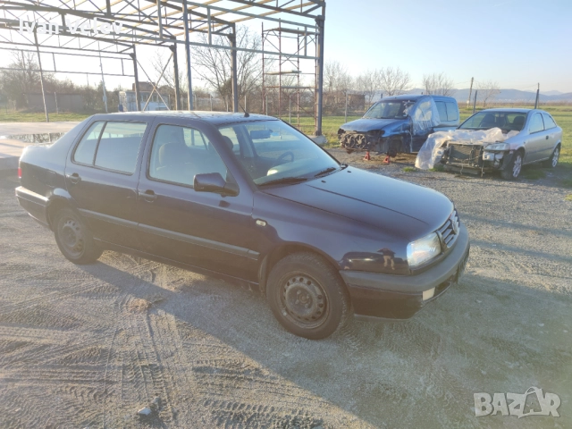 Фолксваген Венто 1.9д На части vw vento 1,9D Na chasti, снимка 3 - Автомобили и джипове - 51827865