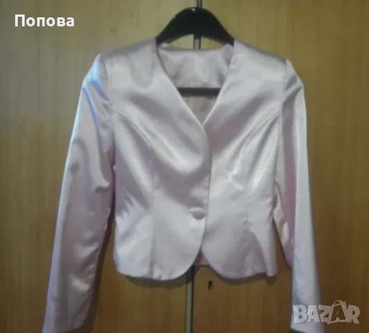  Шаферски или абитуриентски официален дамски костюм /плат сатен/, снимка 2 - Костюми - 49275337