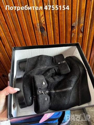 Дамски черни боти 