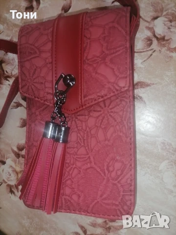 Нова Кожена Дамска Малка Чанта , снимка 4 - Чанти - 53729143