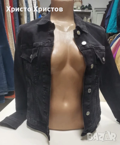 Дамско дънково яке BERSHKA  Размер S, снимка 3 - Якета - 53607312