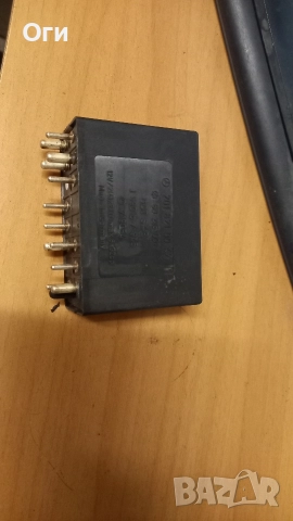 Реле мигачи за Мерцедес 201 821 00 47