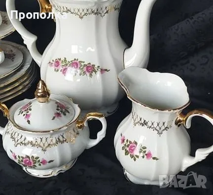 Немски, красив сервиз "Златна дантела с рози", снимка 2 - Сервизи - 56087433