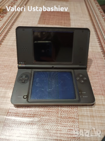 Nintendo DSi xl с неработещи два екрана, снимка 2 - Nintendo конзоли - 52967137