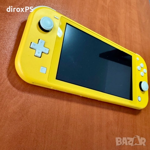 Nintendo Switch Lite Yellow | Отлично състояние, снимка 2 - Nintendo конзоли - 53066963