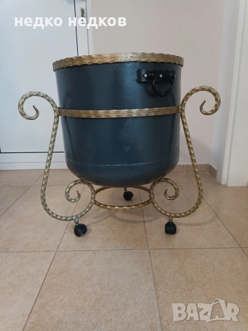 Саксия за стайни растения , снимка 3 - Саксии и кашпи - 53355415