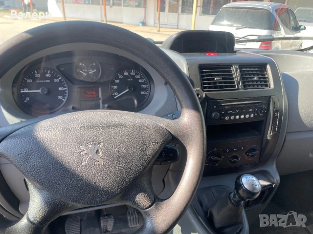 ПЕЖО Експерт 1.6 hdi, снимка 9 - Бусове и автобуси - 53708135