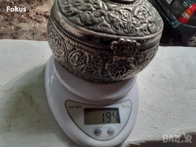 Страхотна метална кутия за бижута с емайл, снимка 7 - Антикварни и старинни предмети - 53477967