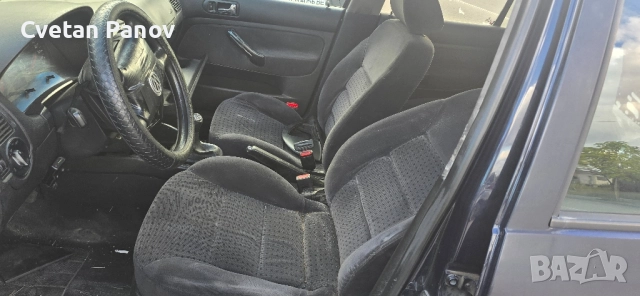 Golf 4 1.6 SR на части, снимка 2 - Автомобили и джипове - 52139123