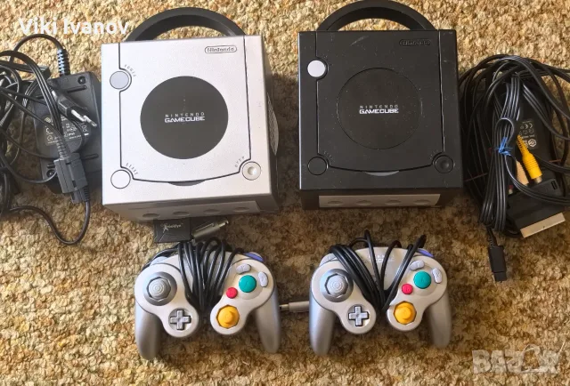 Nintendo GAMECUBE-2броя работещи 