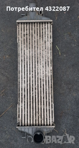 Интеркулер от Опел Виваро / Opel Vivaro 2.5 CDTI 135 к.с