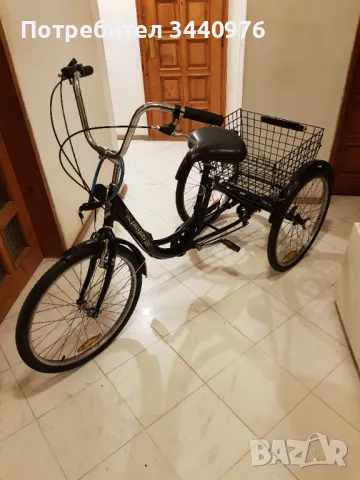 Продавам запазена триколка