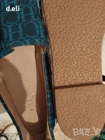 Carolina Herrera Original Size 39, снимка 2 - Други - 53744485