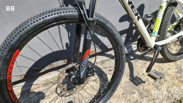 Алуминиево колело Trek Skye 27,5" цола инча с Shimano XT с вилка Rockshox и заключване от кормилото, снимка 3 - Велосипеди - 55776719
