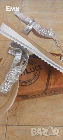 Дамски сребристи сандали, снимка 2 - Сандали - 40953146