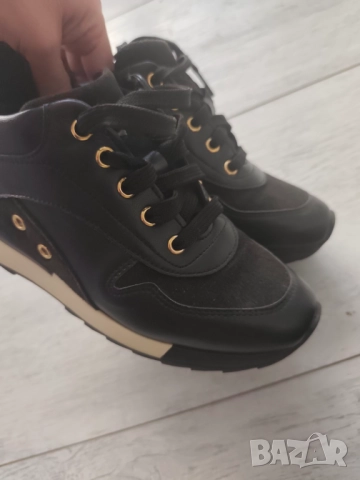 Love moschino дамски обувки , снимка 3 - Дамски ежедневни обувки - 51703077