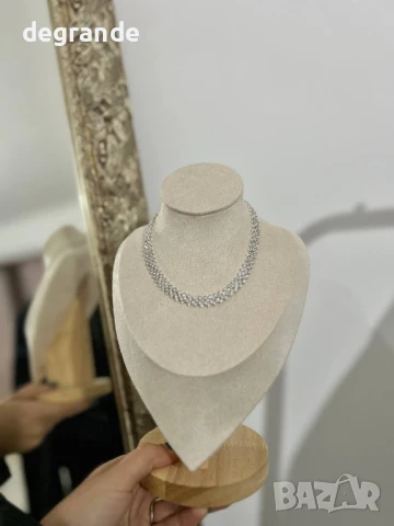 Колиета , снимка 2 - Колиета, медальони, синджири - 50831786